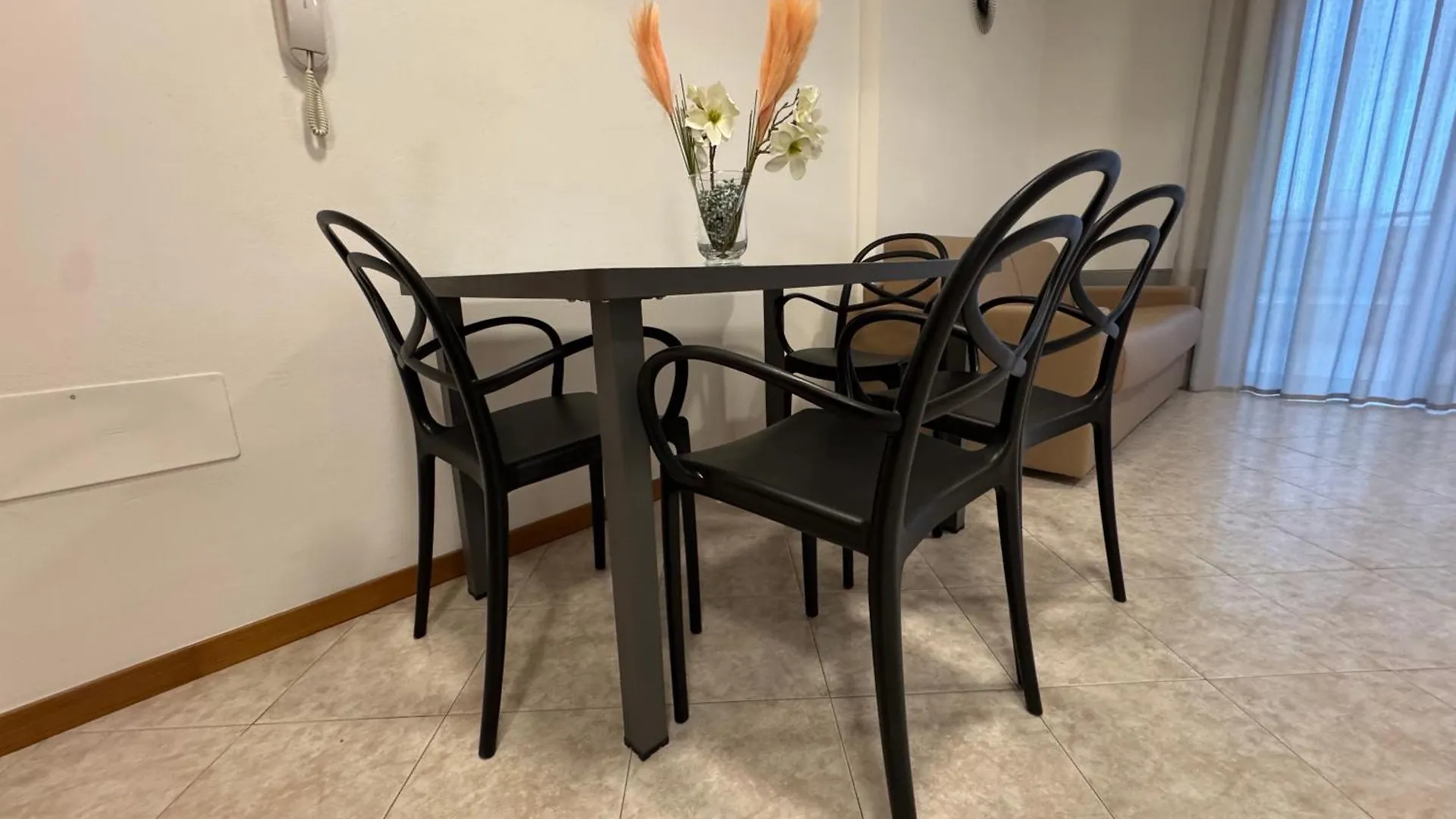 *** Apartmanhotel Residence Le Spiagge Rimini Olaszország